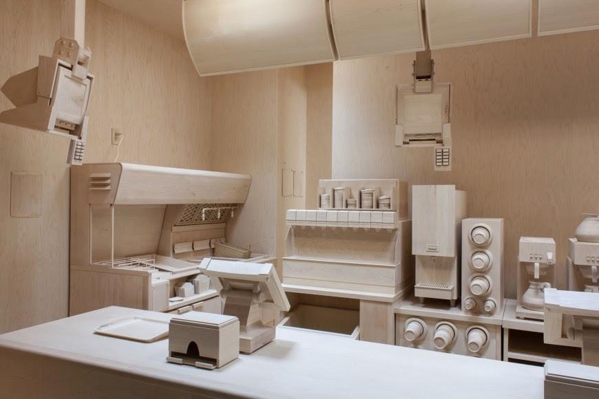 Les reproductions en bois grandeur nature de Roxy Paine - Sculpture