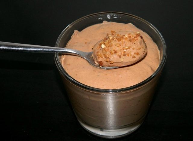 Mousse chocolat au lait et praliné noix1