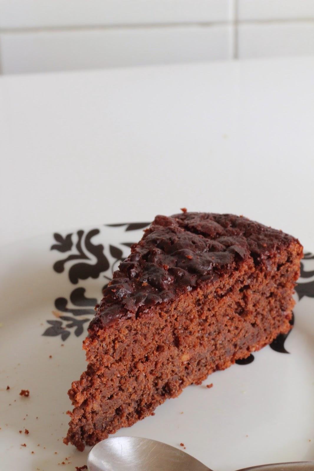Gâteau au chocolat noir corsé sans beurre