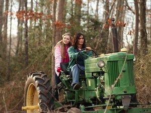 Boo Boo Stewart dans 'Evergreen Christmas'.