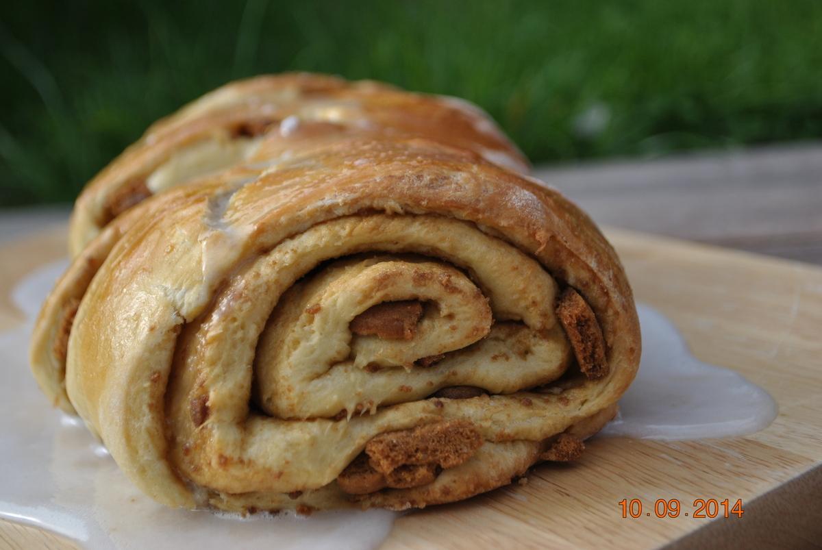 Pull apart bread, Speculoos Roll