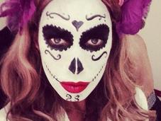 Tendance Halloween maquillage "Dia muertos"