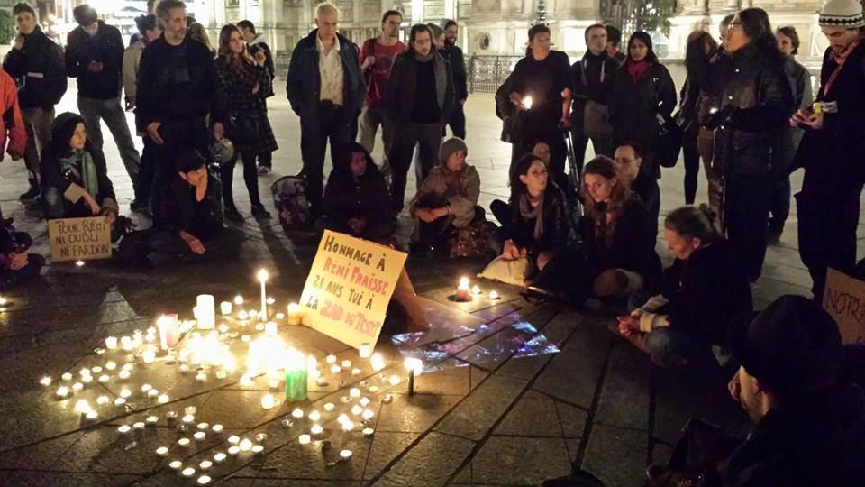 Affichage de  en cours...