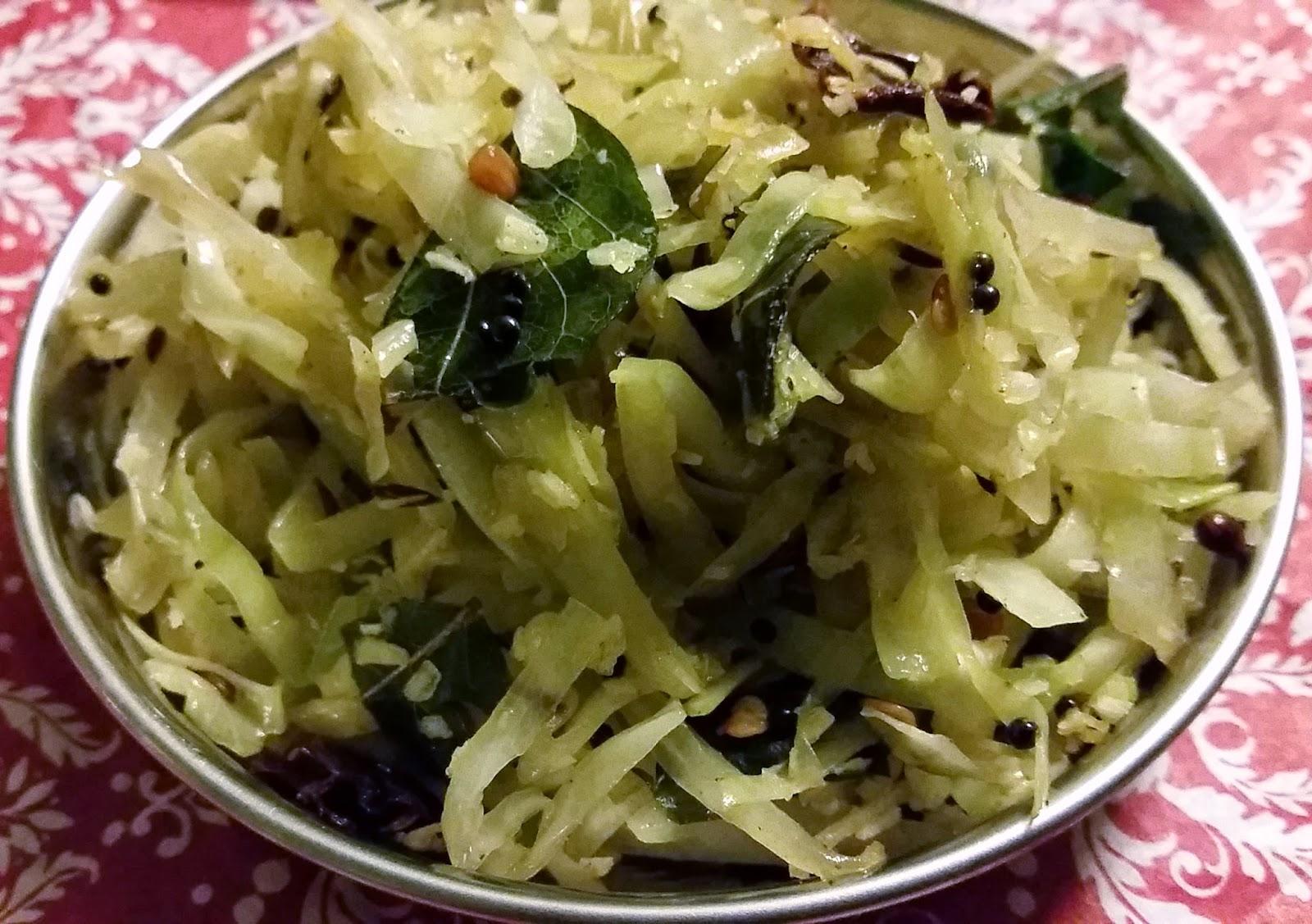 Thoran - Sauté de chou - Stir fried cabbage