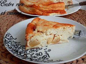 Gâteau mousseux au fromage blanc et aux Pommes