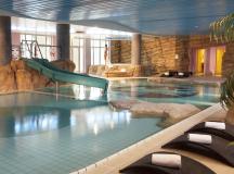 hotel-dream-castle-paris-swimming-pool-1-bielsa-2012-hi