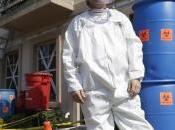 décore maison pour Halloween sous signe d’Ebola