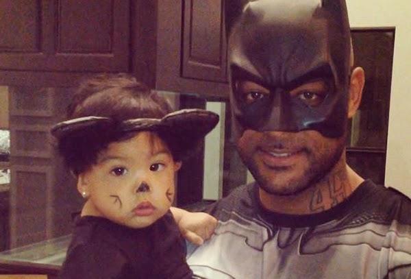 Booba se déguise en Batman pour Halloween