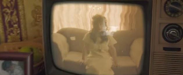 DANNY BROWN - 25 BUCKS FEAT. PURITY RING (OFFICIAL VIDEO)