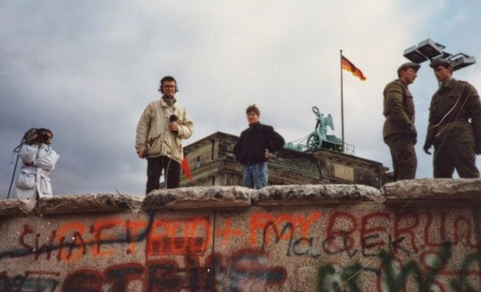 BERLIN : Le soir où le mur n’est pas tombé (1/7)
