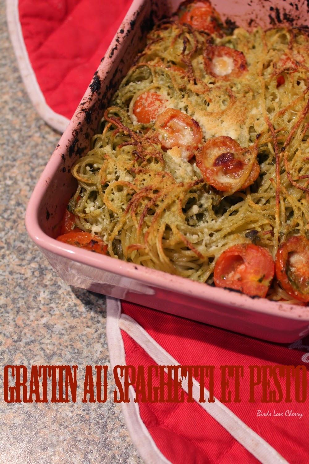 Gratin de spaghetti au pesto et tomates cerises ou la recette de flemmard!
