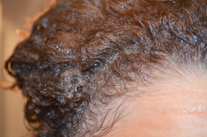 Une routine capillaire pour soigner ses cheveux
