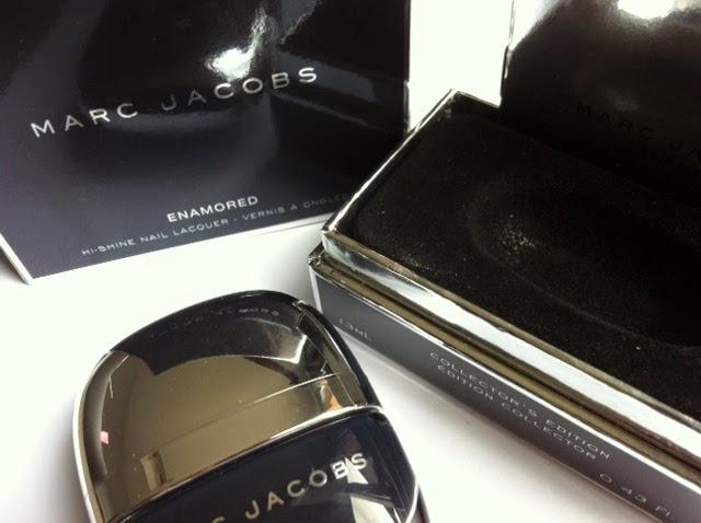 Joli petit vernis, joli, joli...