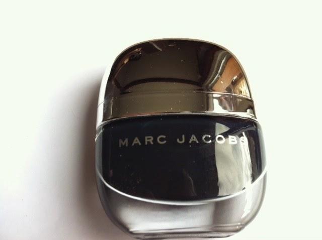 Joli petit vernis, joli, joli...