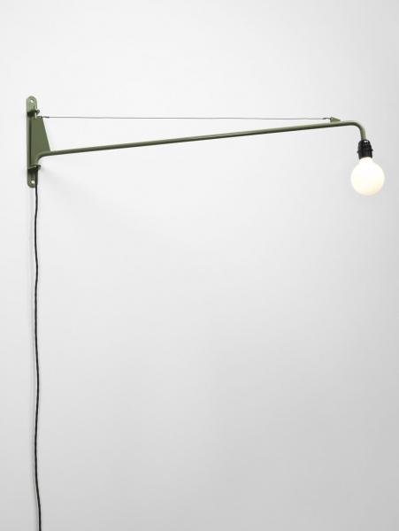Lamp-Petite-Potence-Prouve-RAW-Office-Edition_reference