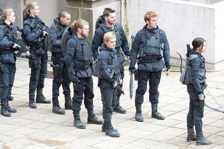 Bande annonce et Photos de Hunger Games La Révolte Partie 1