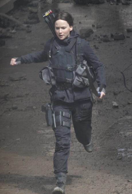 Bande annonce et Photos de Hunger Games La Révolte Partie 1