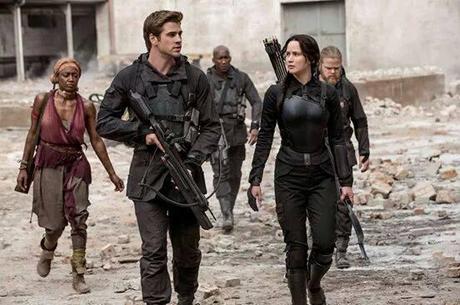 Bande annonce et Photos de Hunger Games La Révolte Partie 1