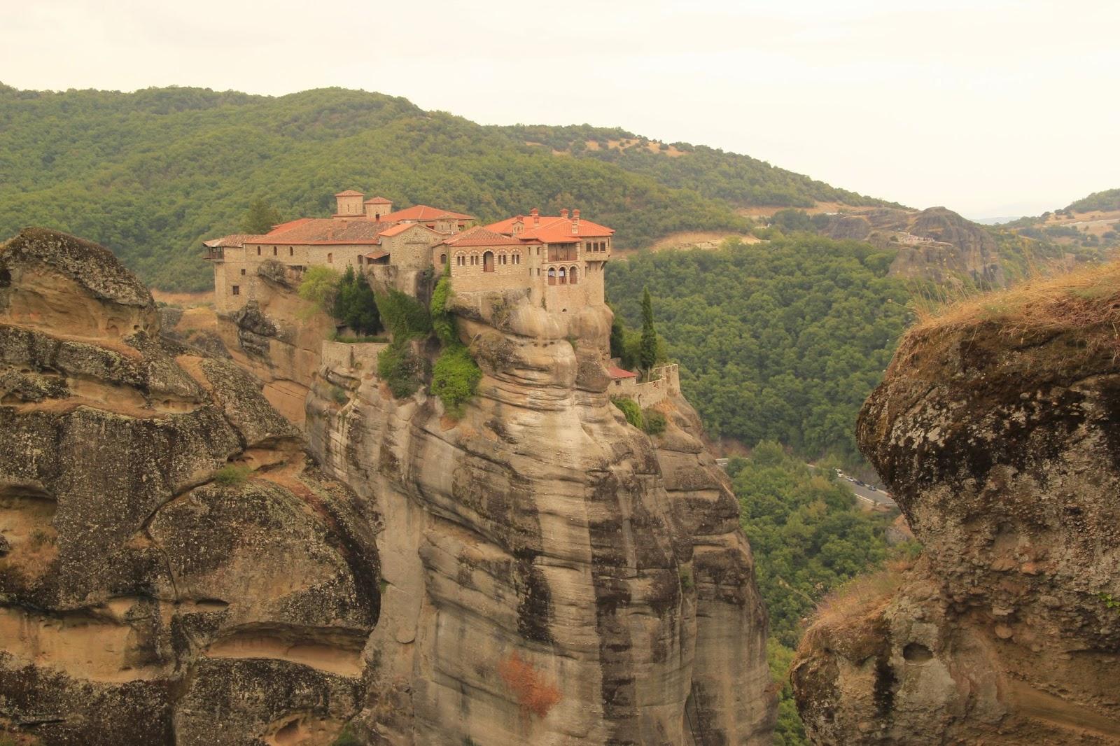 Voyage en Grèce: Les fabuleux monastères des Météores!