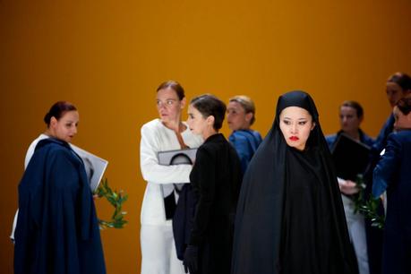 L' Aïda de Torsten Fischer, une mise en scène qui va au coeur du drame L' Aïda de Torsten Fischer, une mise en scène qui va au coeur du drame