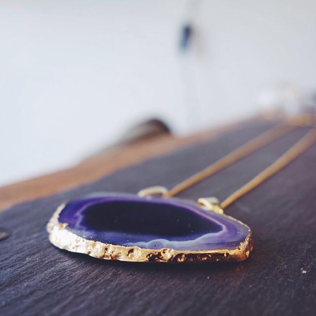Beautifull stone #gemstones #gold #jewel #jewellery #accessories #mode #fashion #tendance #violet #designer #madeinfrance #handmade