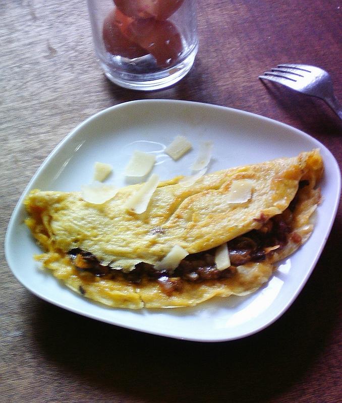 Omelette au cèpes et parmesan (2)