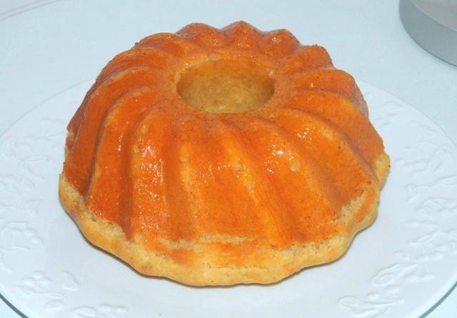 Baba au rhum (imbibé et confiture abricots)