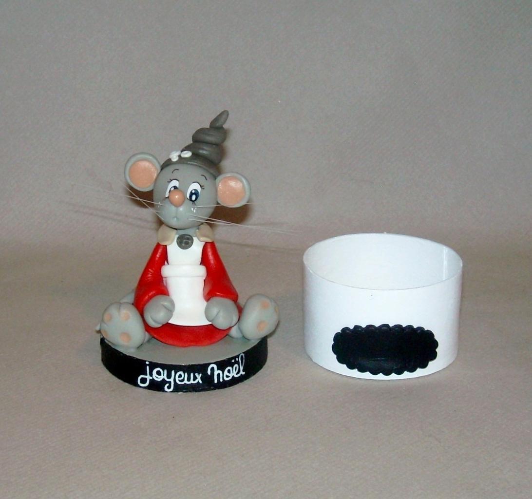 boite avec p'tite souris spécial Noël