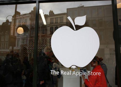 Real-apple-store-05-2014-1