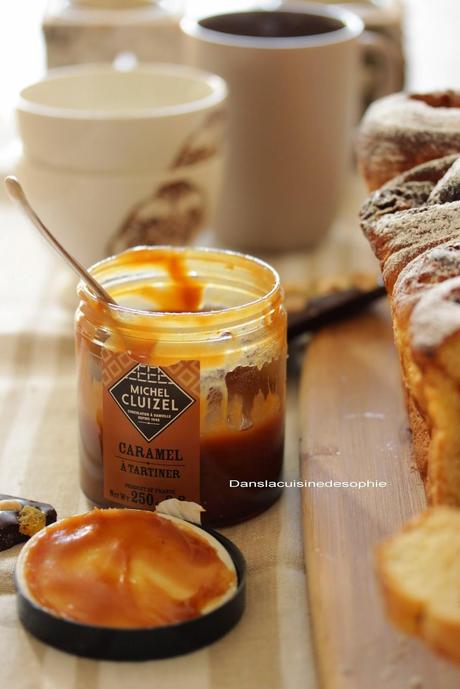 Brioche roulée au caramel et chocolat Brioche roulée au caramel et chocolat