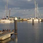 Arrivés à Lisbonne, repartons maintenant pour Madère ! Photo prise à la marina Parque Das Naçoes !