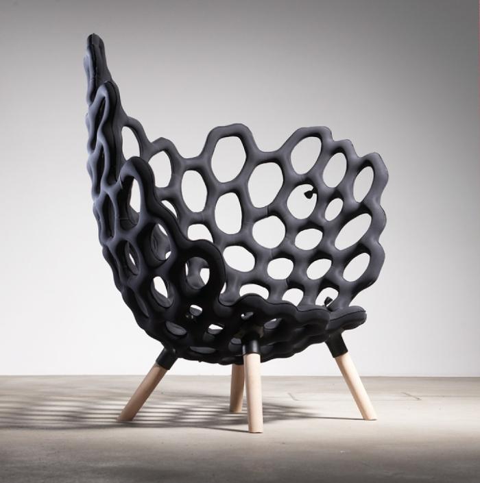 TEXTILE MOULDED CHAIR PAR LE STUDIO HAUSEN