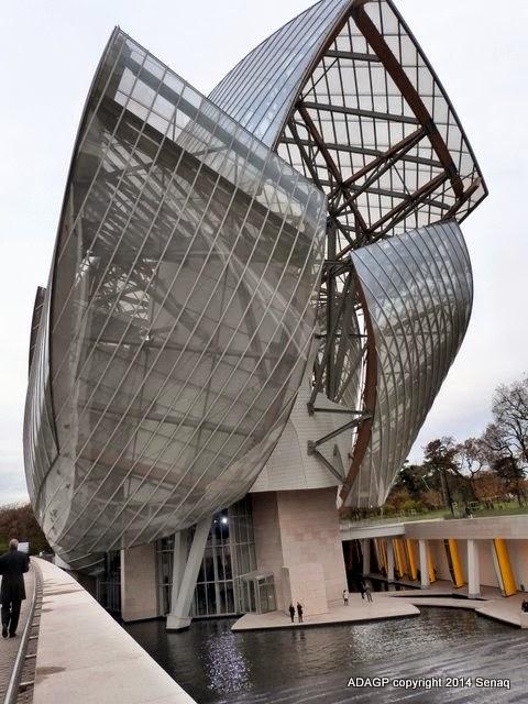 Fondation Louis Vuitton: un vaisseau de verre aux portes de Paris