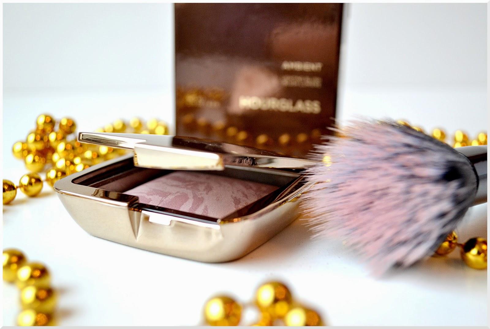 Ambient Lighting Blush, un bijou signé Hourglass