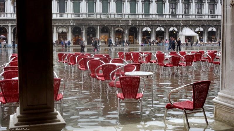 Piazza S.Marco, les pieds dans l'eau ...