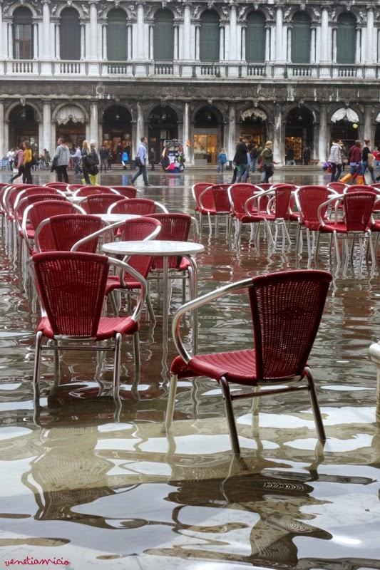 Piazza S.Marco, les pieds dans l'eau ...