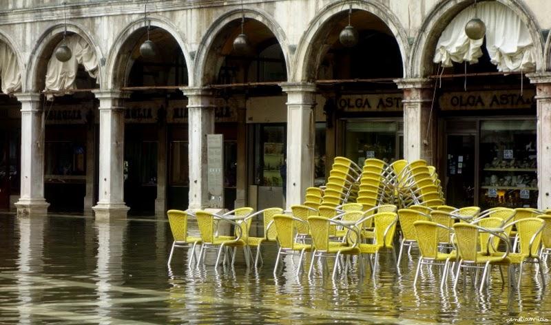 Piazza S.Marco, les pieds dans l'eau ...