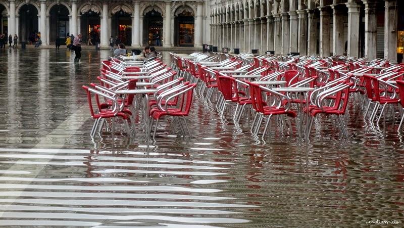 Piazza S.Marco, les pieds dans l'eau ...