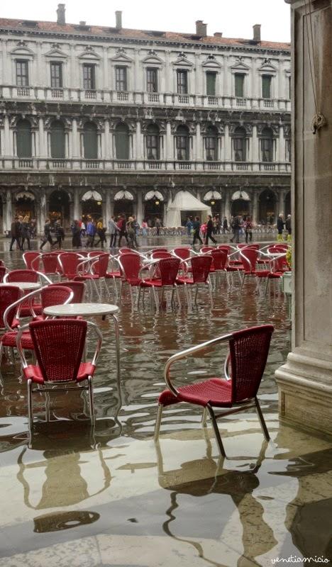 Piazza S.Marco, les pieds dans l'eau ...