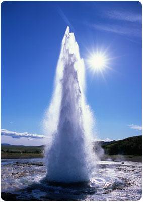 Faire silence ou se laisser faire par le silence ?