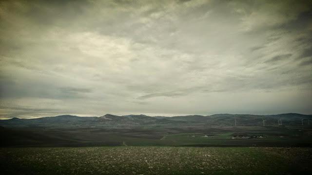 Via Francigena nel Sud.  Étape 11 . A travers plaine...