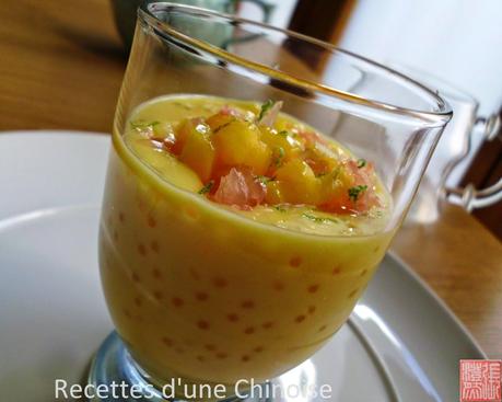Crème de mangue avec pulpes de pomelo et perles de sagou 杨枝甘露 yángzhī gānlù