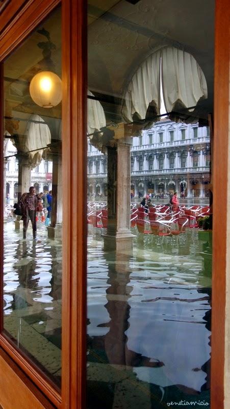 Piazza San Marco, les pieds dans l'eau...