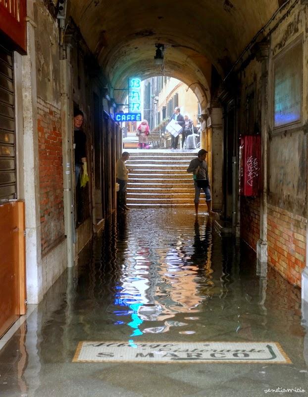 Piazza San Marco, les pieds dans l'eau...