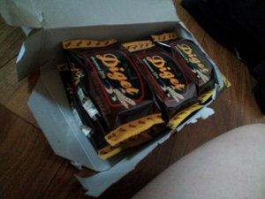 Les Digets étaient à 1000 wons avant (photo du dessus) , mais maintenant les Digets coûtent  2500 wons (photos du bas)