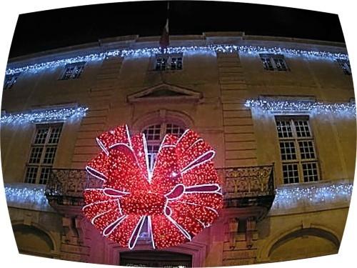 Une ville et ses guirlandes