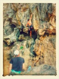 Lao_Thakhek_Green-climbers-home_wtoe_Julien-DIOT