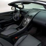 Aston Martin Vanquish Volante: 60ans ca se fête