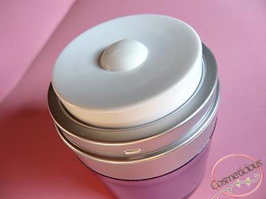 creme-legere-reparatrice-mains