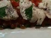 Sashimi morue fraîche beurre d’anchois concassée tomates façon